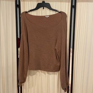 Brown Scoop neck sweater!